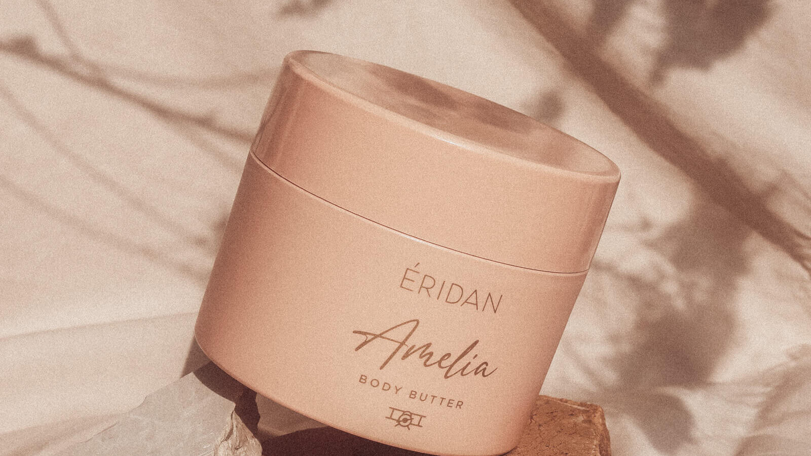 ÉRIDAN Amelia Body Butter puter za telo na kamenu